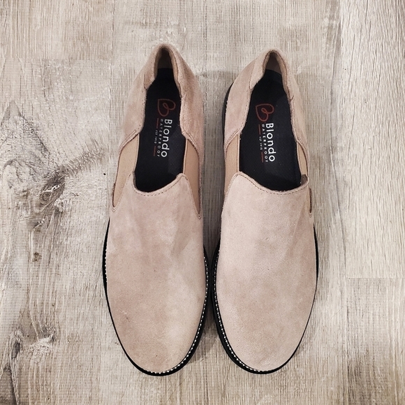 NEW Blondo Gray Suede Ankle Boot - Picture 3 of 9